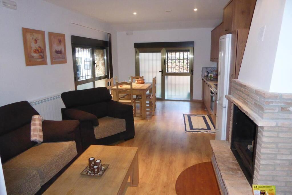 Casa Rural El Silvestrito Valdegena Kültér fotó